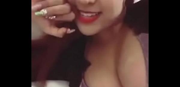 SE LES VEN LAS TETAS A ARIGAMEPLAYS